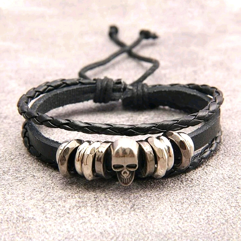 Skull Decor Layered Bracelet.